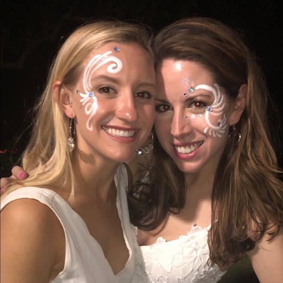 Meet your Posher, Mackenzy - Picture 3 of 8